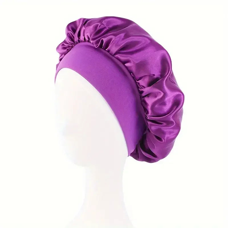 bonnet satin cheveux bouclés